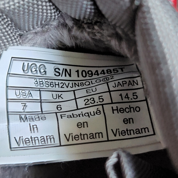 UGG Toddler Puffer Boot Weather Waterproof Boot - Picture 8 of 12